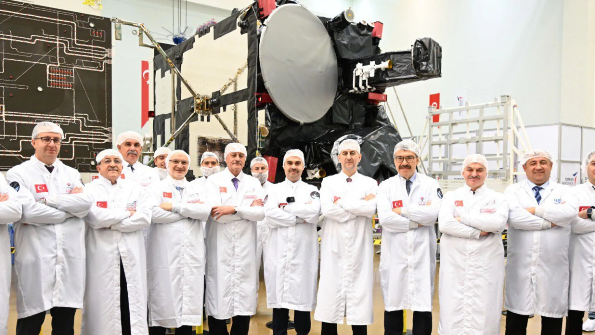 Turksat-6Anin-gunes-panellerinin-acilim-testleri-yapildi_71193672-272a-4898-a160-bed7b0cdbf23.webp