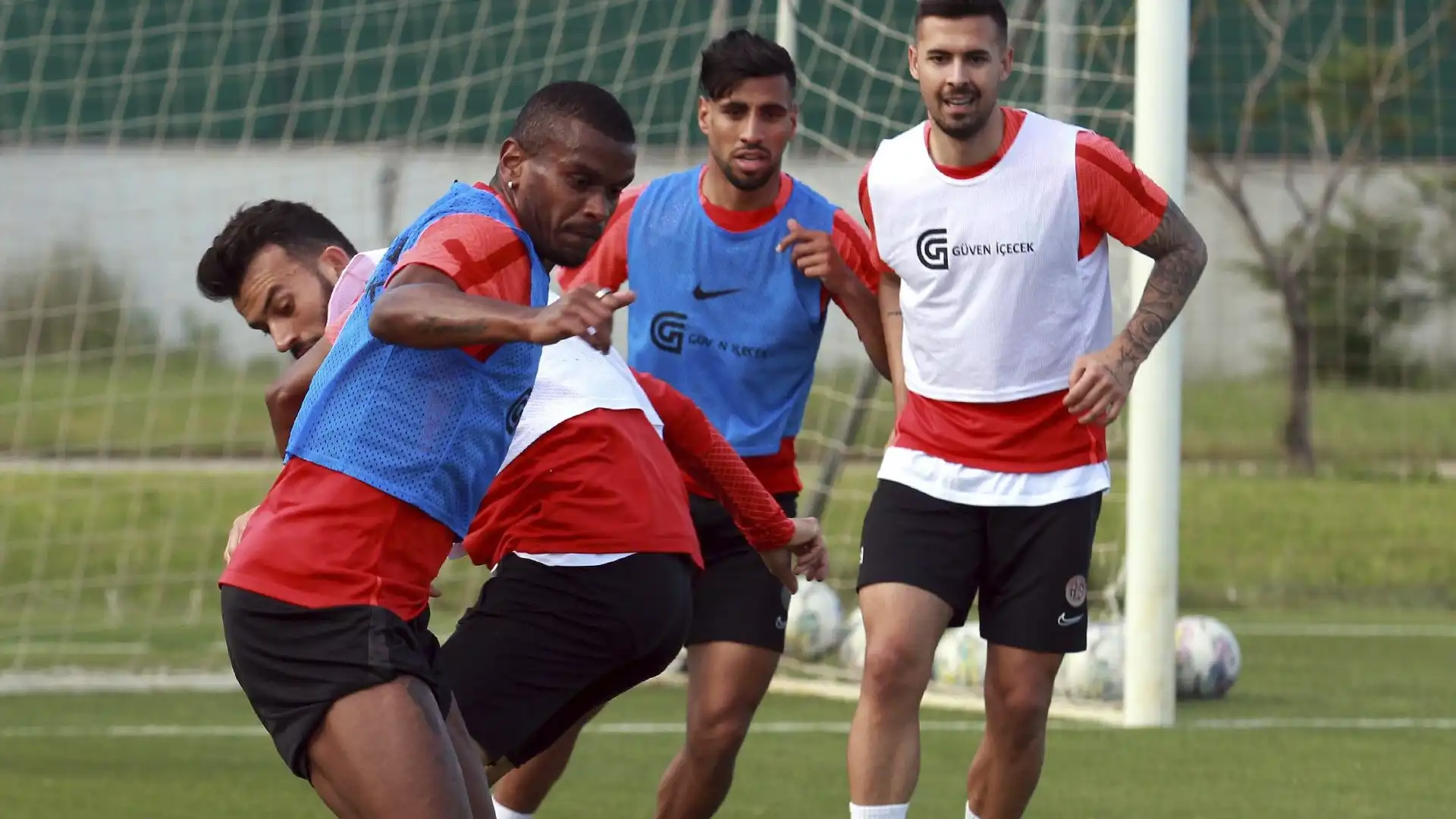 Antalyaspor-Fenerbahce-hazirliklarijpg_20230526095225377.webp