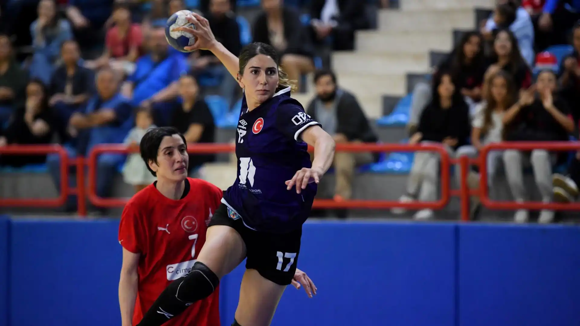 konyaalti-belediyesi-SK-Hentbol-Takimijpg_20230524130355558.webp